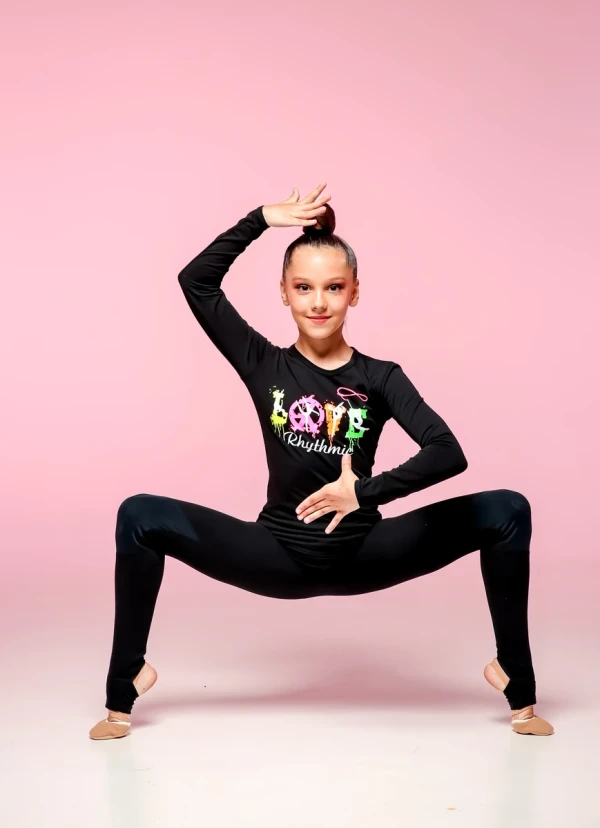 Лонгслів для танців — контроль ліній і тепло на старті Лонгслів для танців — контроль ліній і тепло на старті