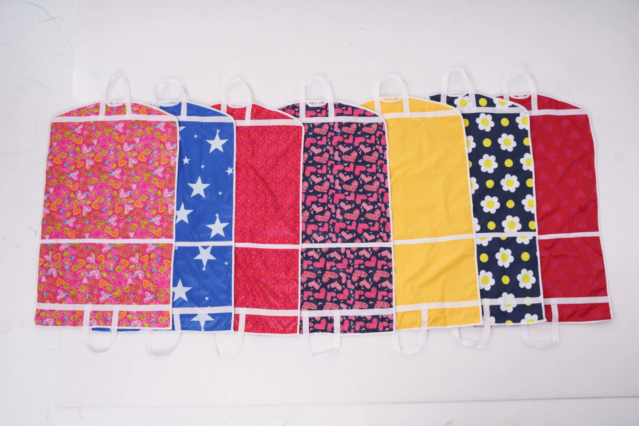 Чохол для одягу дитячий з ручками, Чорний, Лакова плащівка Чохол для одягу дитячий з ручками, Чорний, Лакова плащівка