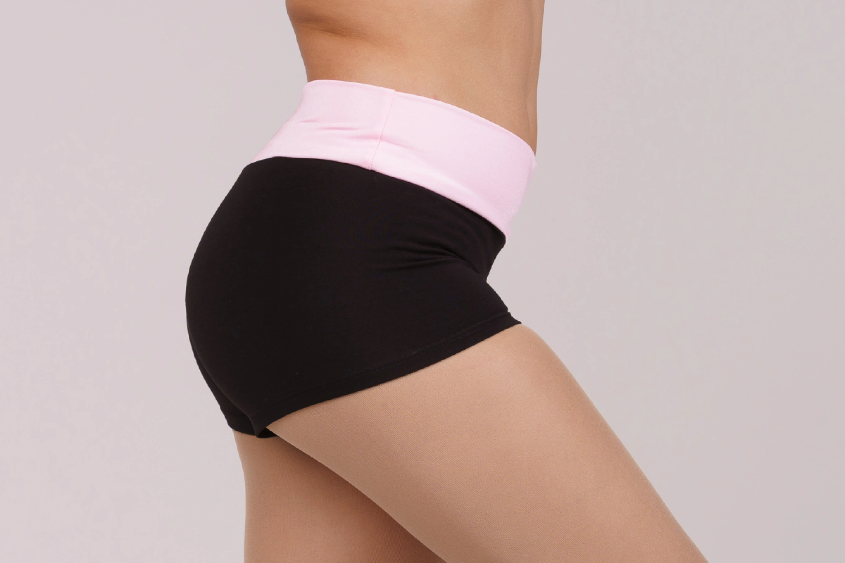 Шорти "Марія", Чорний / Електрик, 90% бав. + 10% лайк. + біфлекс матовий Шорти "Марія", Чорний / Електрик, 90% бав. + 10% лайк. + біфлекс матовий