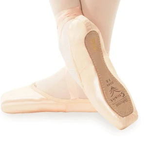 Пуанты DEBUTANTE, Телесный, Атлас